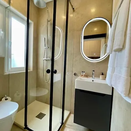 דירה Stylish & Sunrise From Your Sofa - Stay! ליסבון