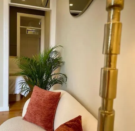 Stylish & Sunrise From Your Sofa - Stay! Lisboa